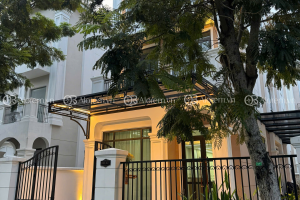 rem-cua-biet-thu-vinhomes-grand-park-1