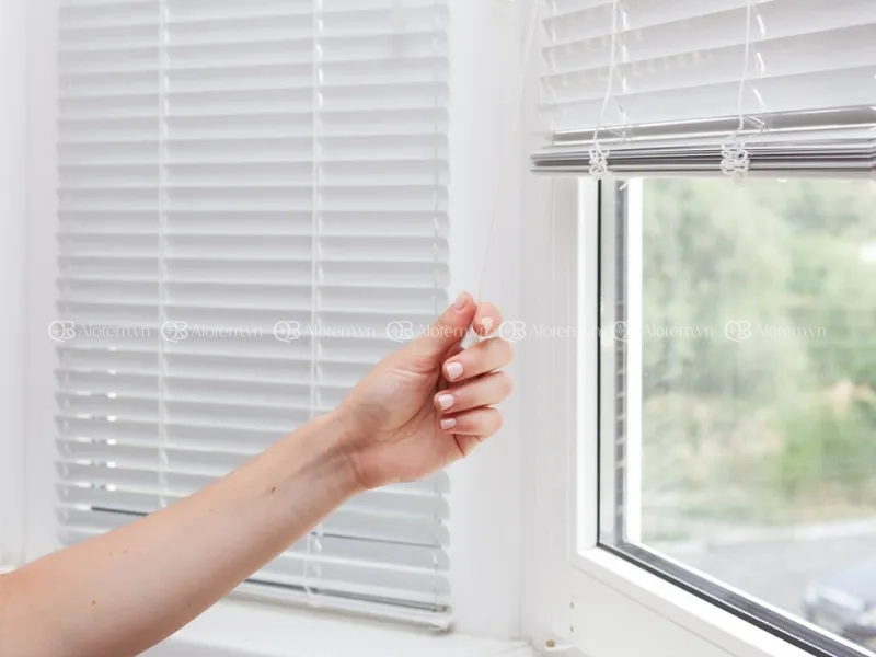Cách luồn dây kéo rèm cửa đơn giản ngay tại nhà, hướng dẫn từ A - Z
