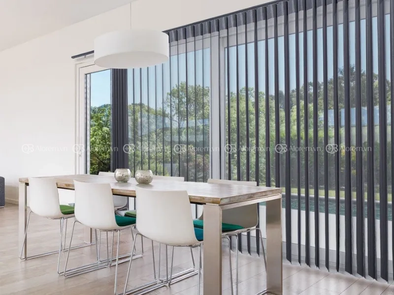 Vệ sinh và bảo quản rèm Dream Curtain luôn đẹp và bền màu 